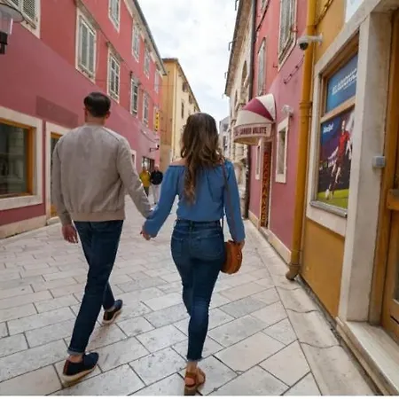 דירה Elanda Downtown