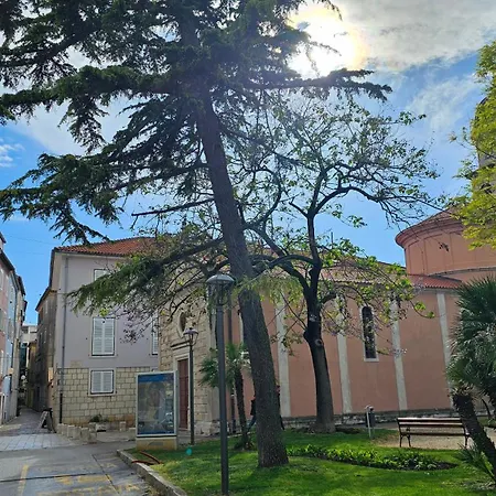 Elanda Downtown דירה