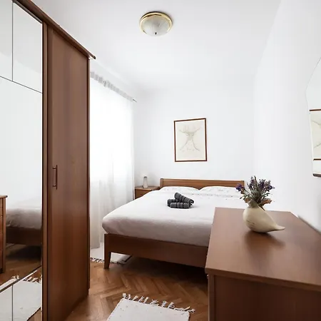 דירה Elanda Downtown זאדאר