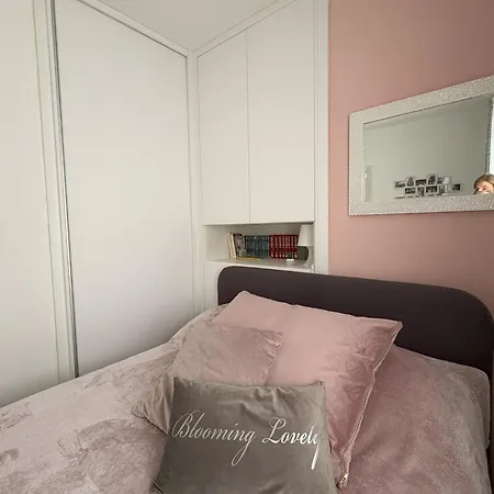 Elanda Downtown شقة *