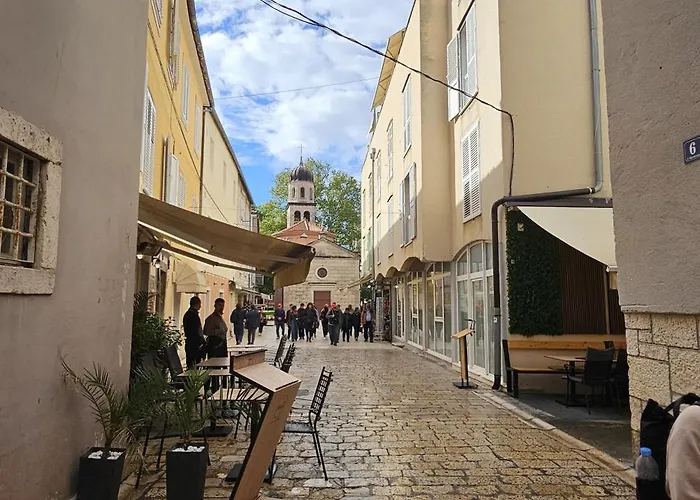 شقة Elanda Downtown زادار