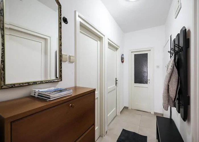 Elanda Downtown * زادار