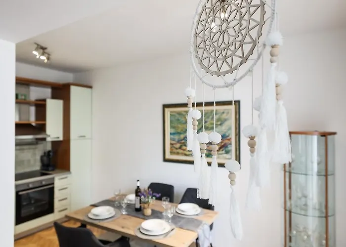 Elanda Downtown * زادار