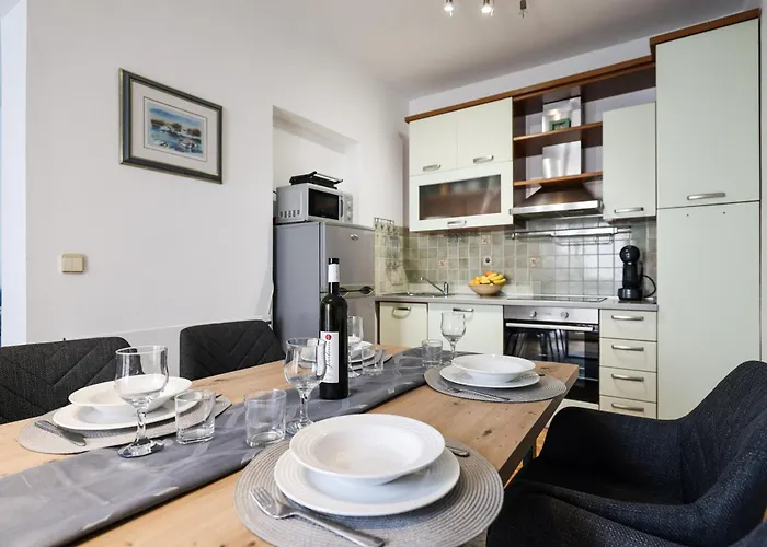 شقة Elanda Downtown *